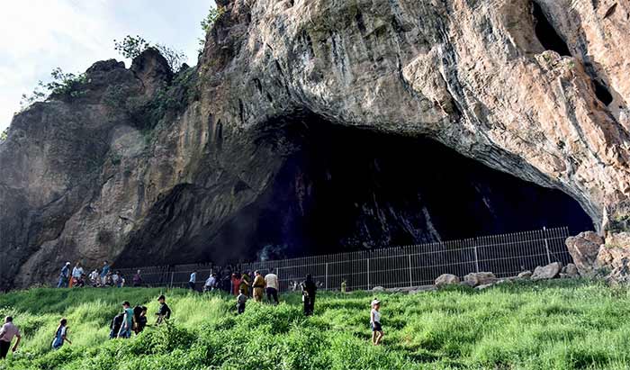 غار کرفتو: تاریخ در دل طبیعت