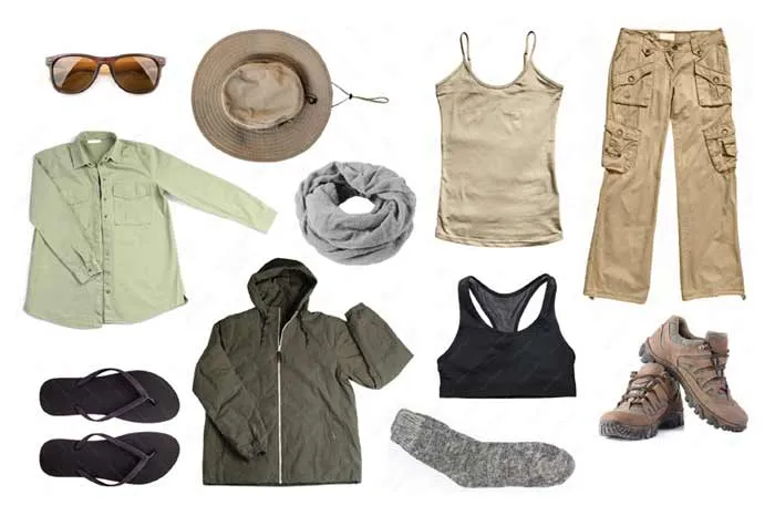 لباس و کفش مناسب سافاری کیش برای خانم‌ها و آقایان